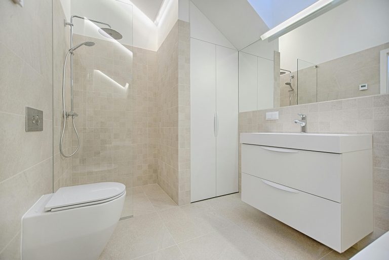 50 Bathroom Trends For 2025