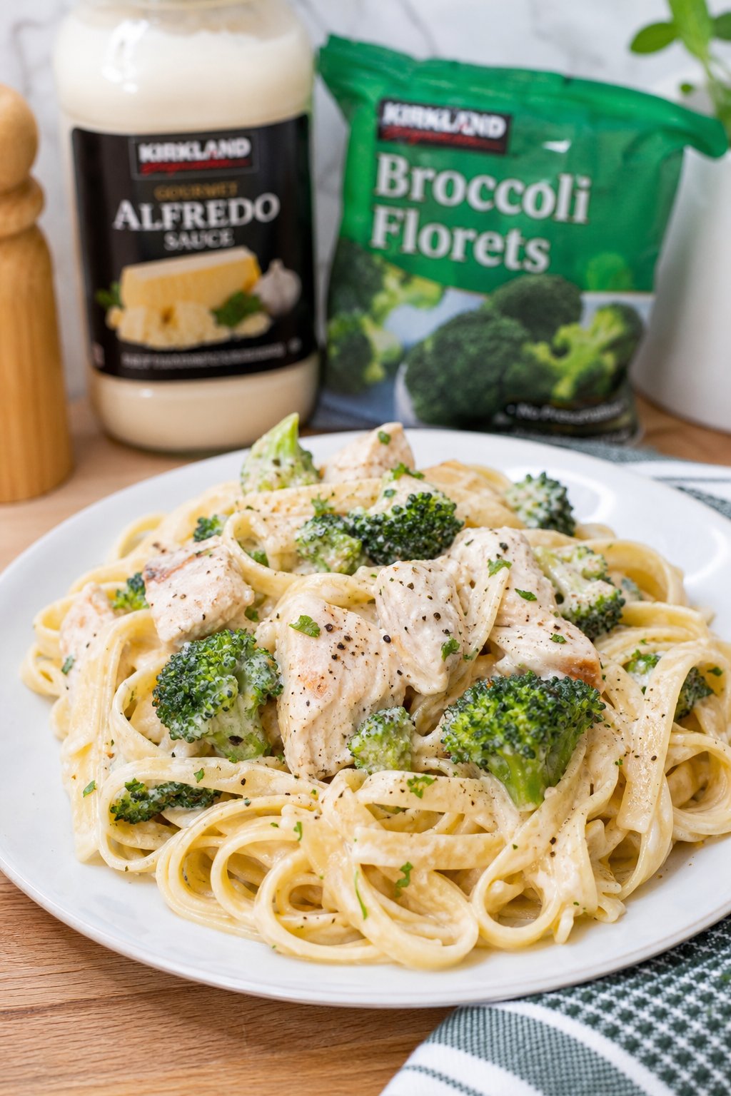 Creamy Chicken and Broccoli Pasta Delight