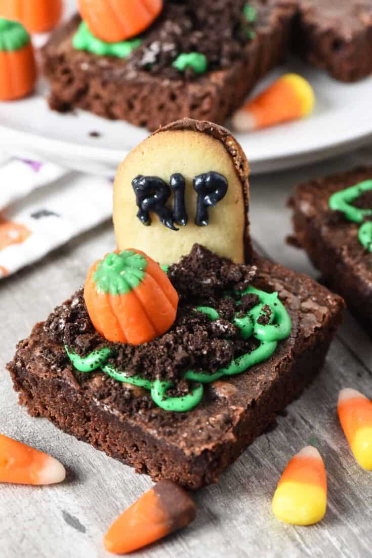 Mini Mausoleum Brownie Bites