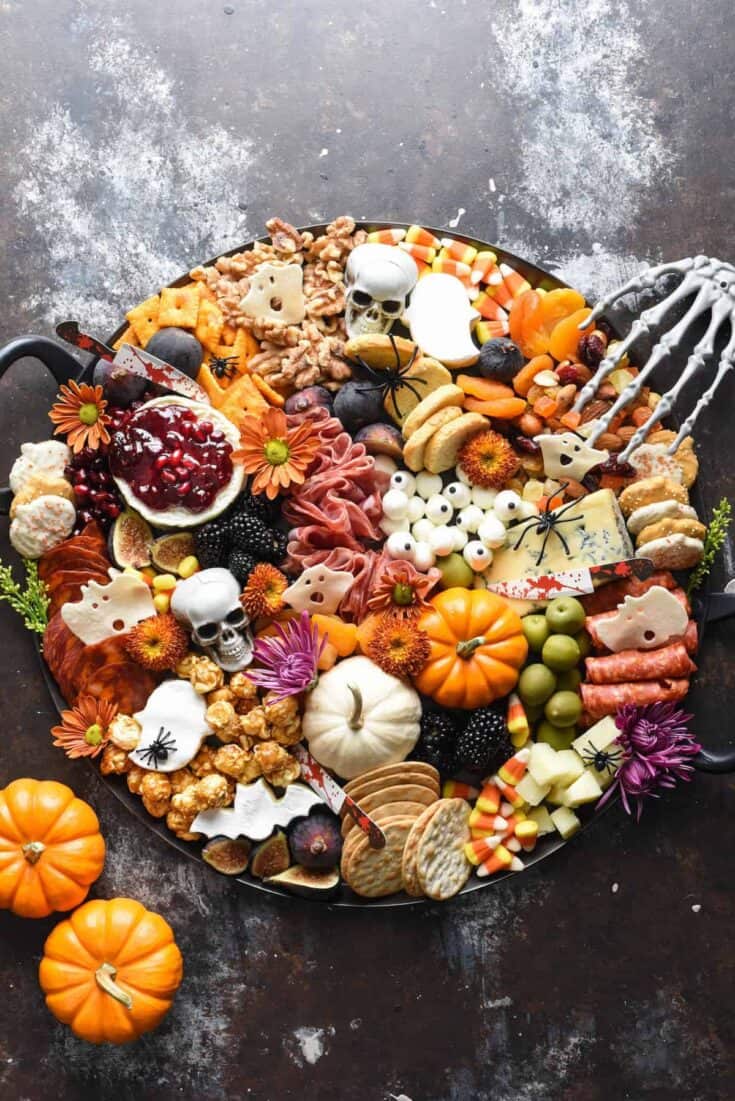 Boo-Bash Grazing Board