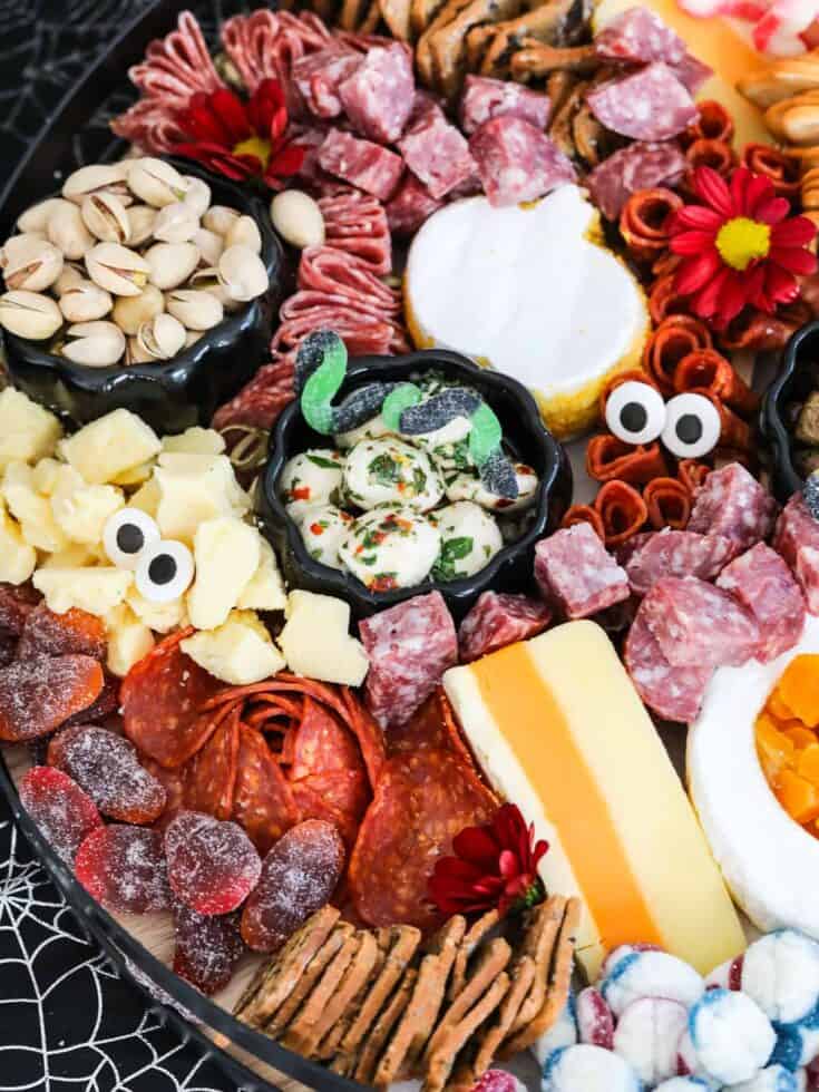Boo-tiful Bites Board: Sweet vs. Salty Halloween Grazing