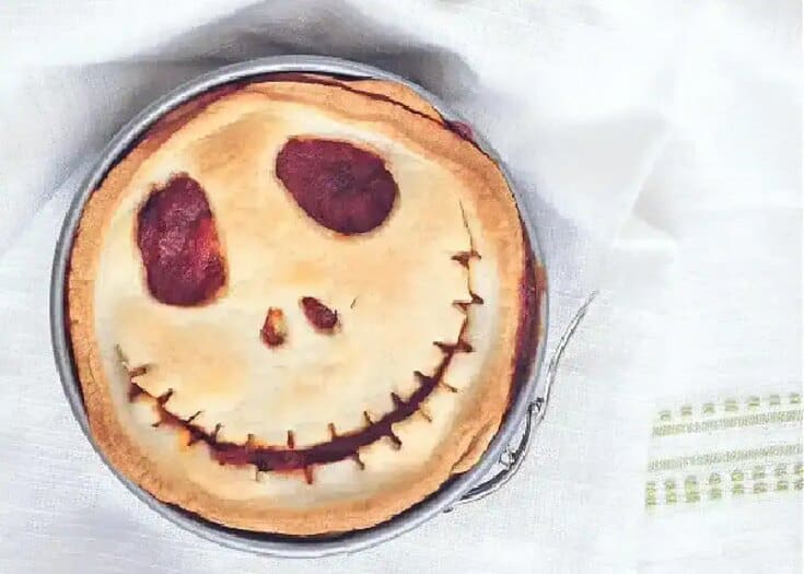 Spooky Skeleton Mini Pizza Cups