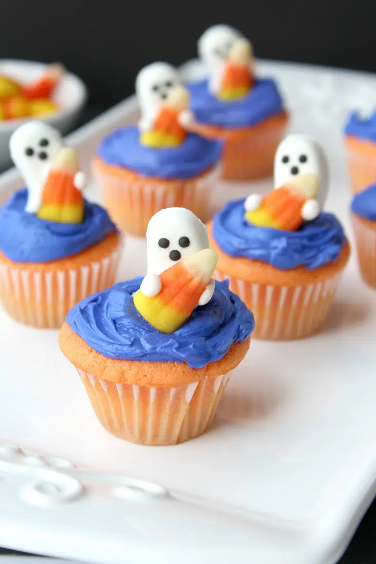Peek-a-Boo Ghost Cupcakes
