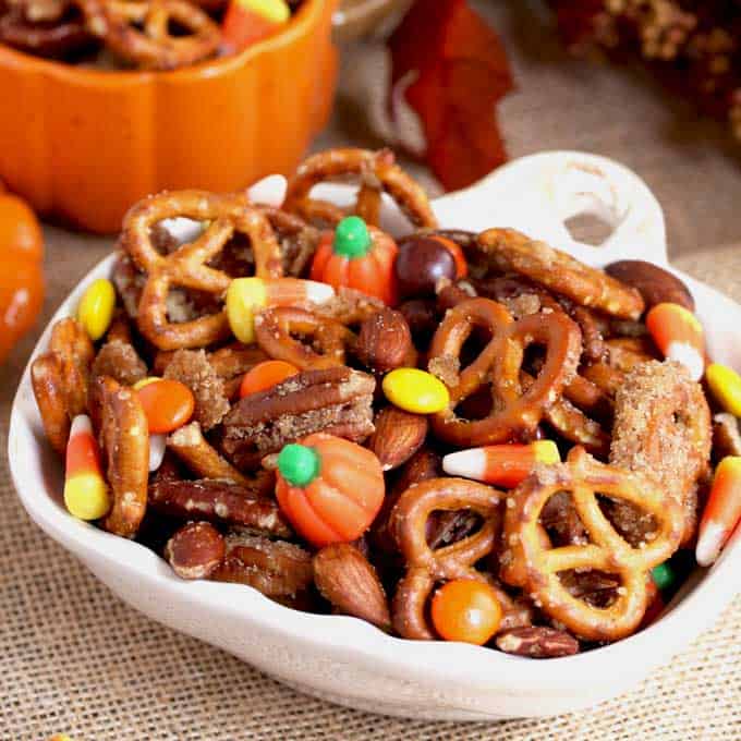 Cinnamon-Pumpkin Party Crunch