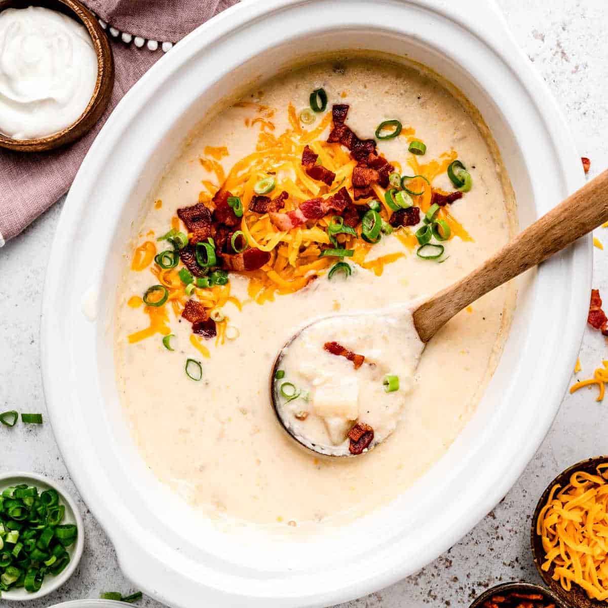 Healthy Slow Cooker Loaded Baked Potato Soup