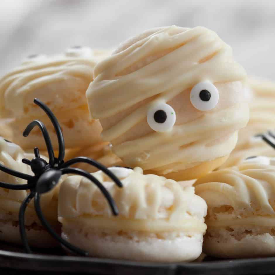 Midnight Mummies: Birthday-Cake Macaron Bites