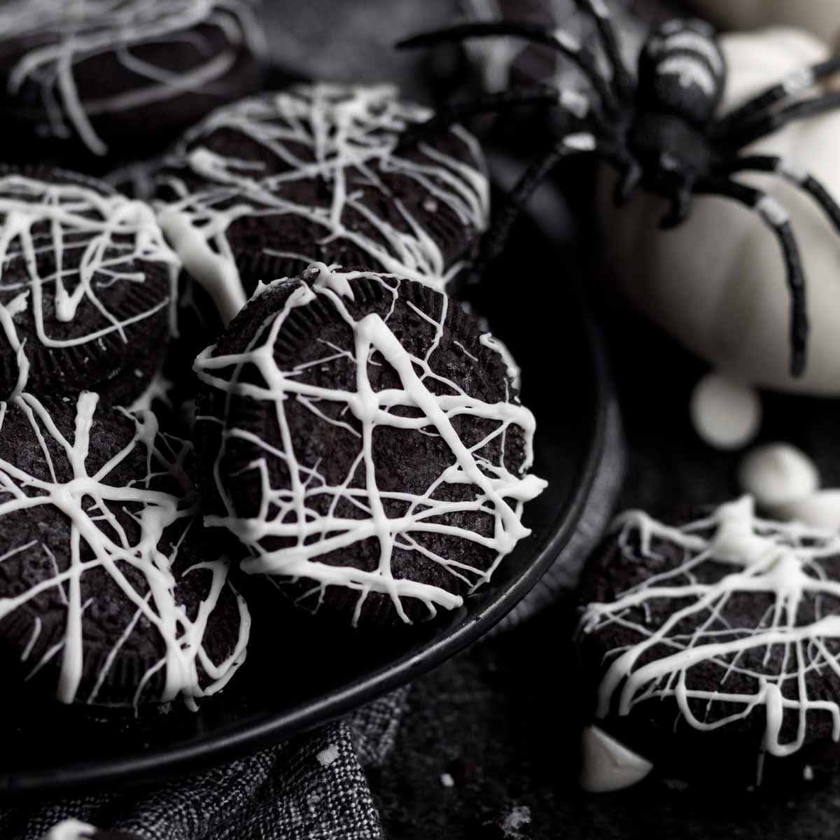Webs in a Snap: Spooky Sandwich Cookie Treats