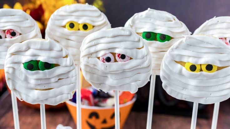 Bandage Bites: Playful Mummy Cookie Minis