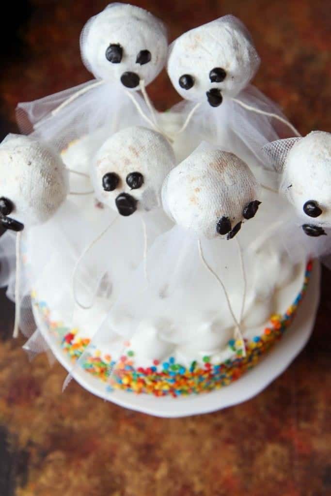 Tower of Tiny Ghosts: No-Bake Donut-Hole Cake