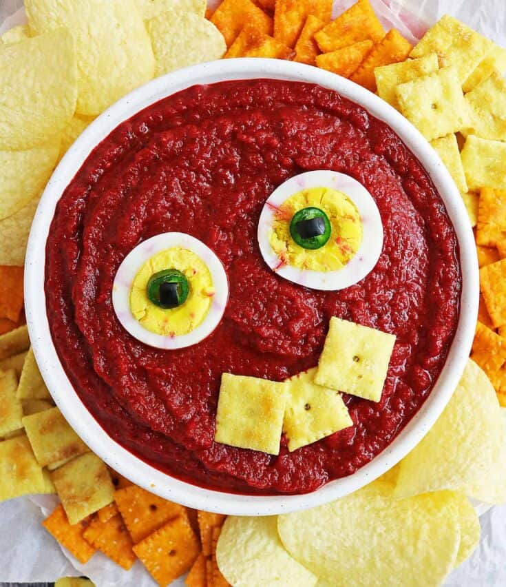 Ghoul-Gaze Beet & Pepper Eyeball Dip