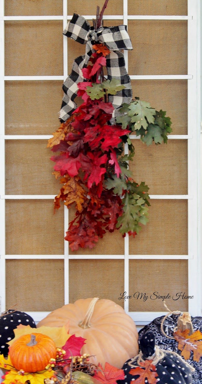 Harvest-Hued Leaf Swag