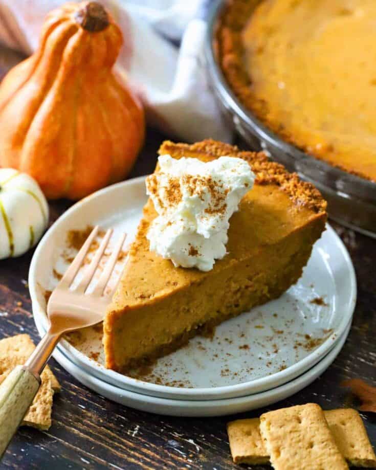 Simple Spiced Pumpkin Tart with Crunchy Graham Base