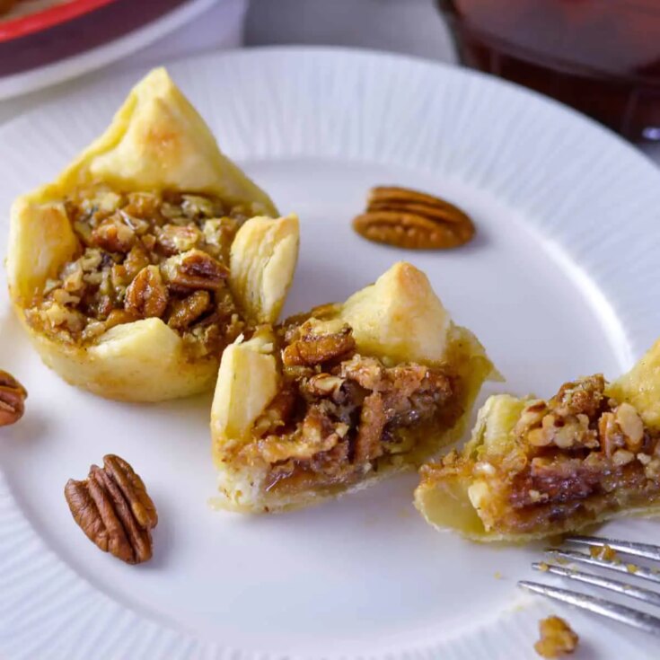 Mini Maple-Pecan Puff Clusters