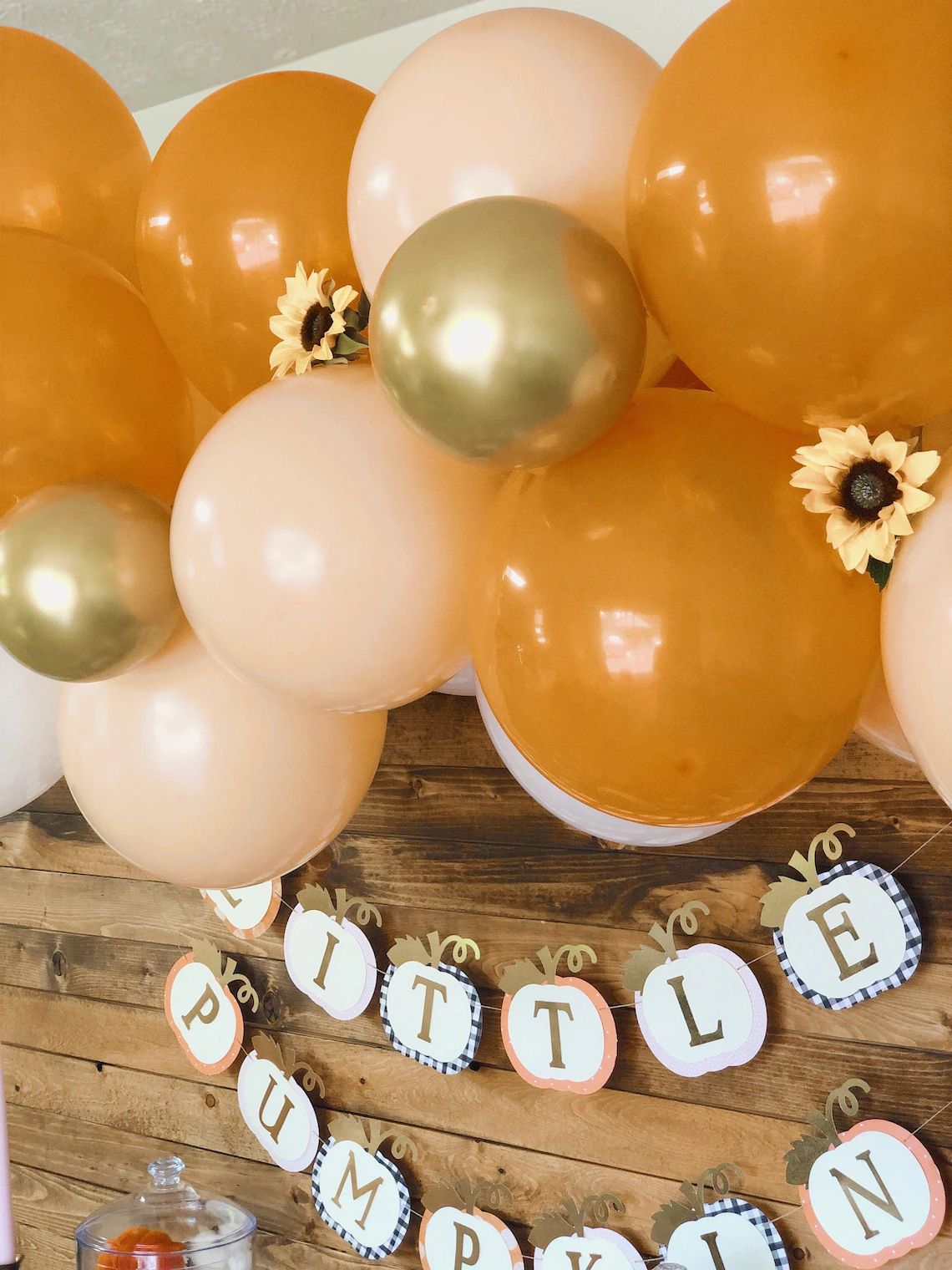 Autumn Balloon Pumpkin Arch