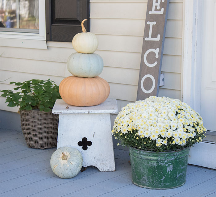 Stacked Color-Blocked Pumpkins