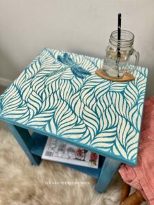 Fake the Look of Artisan Clay with Textured Paint