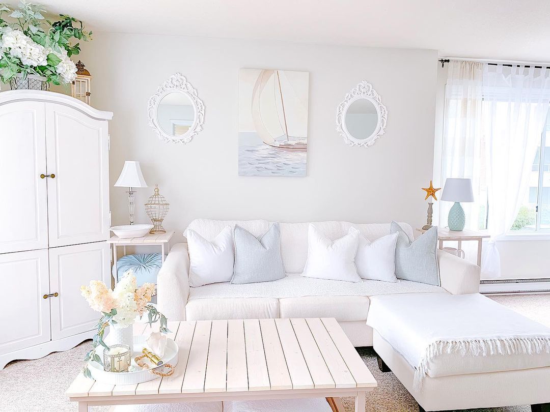Charming Summer Idea: Pretty N Pale