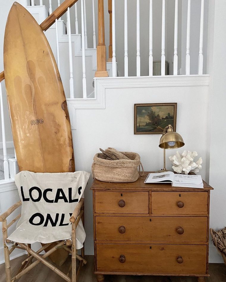 Charming Summer Idea: Beach Nook By The Stairs