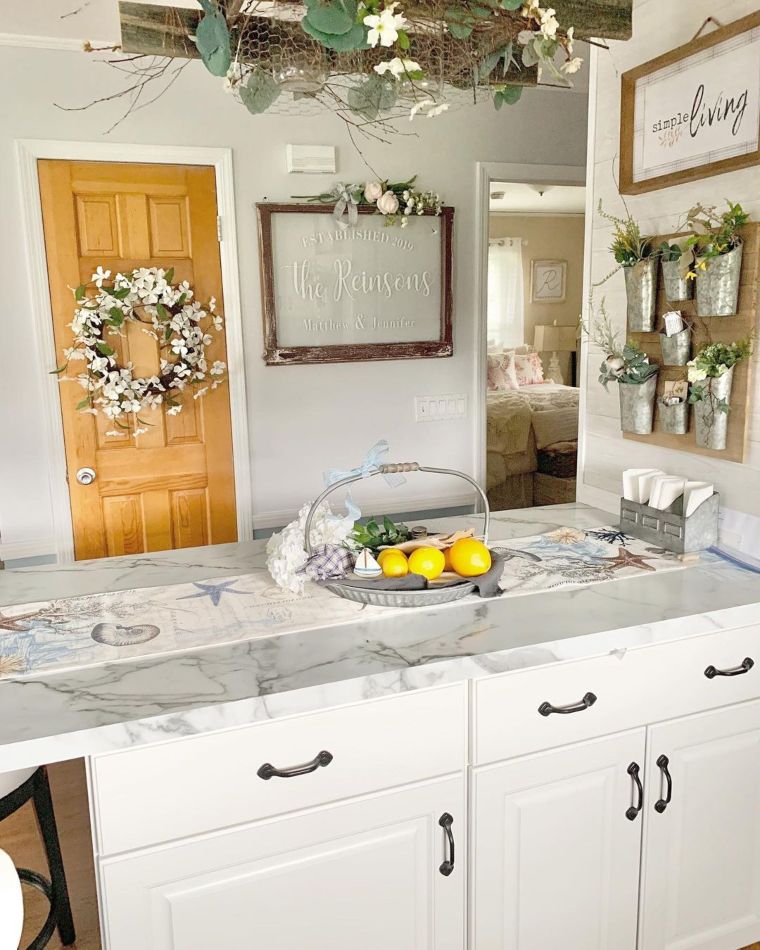 Charming Summer Idea: When Summer Gives You Lemons