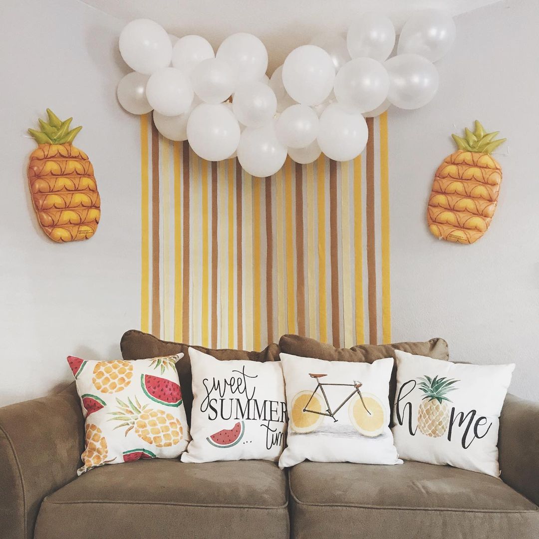 Charming Summer Idea: Fruity Cushions