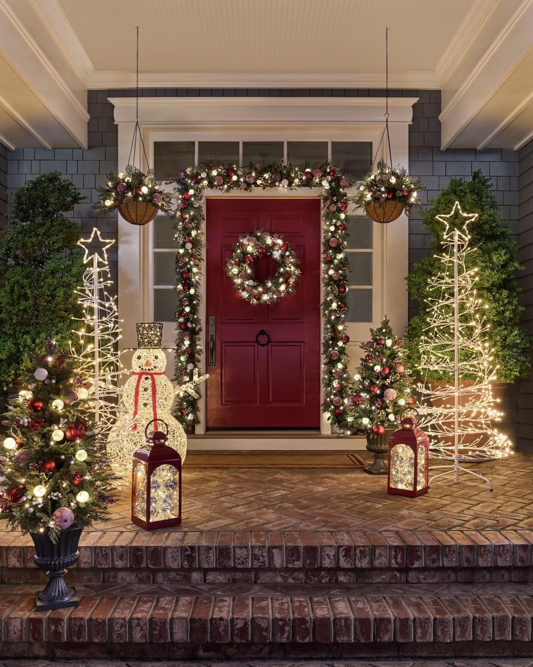 Let One Seasonal Moment Lead the Design