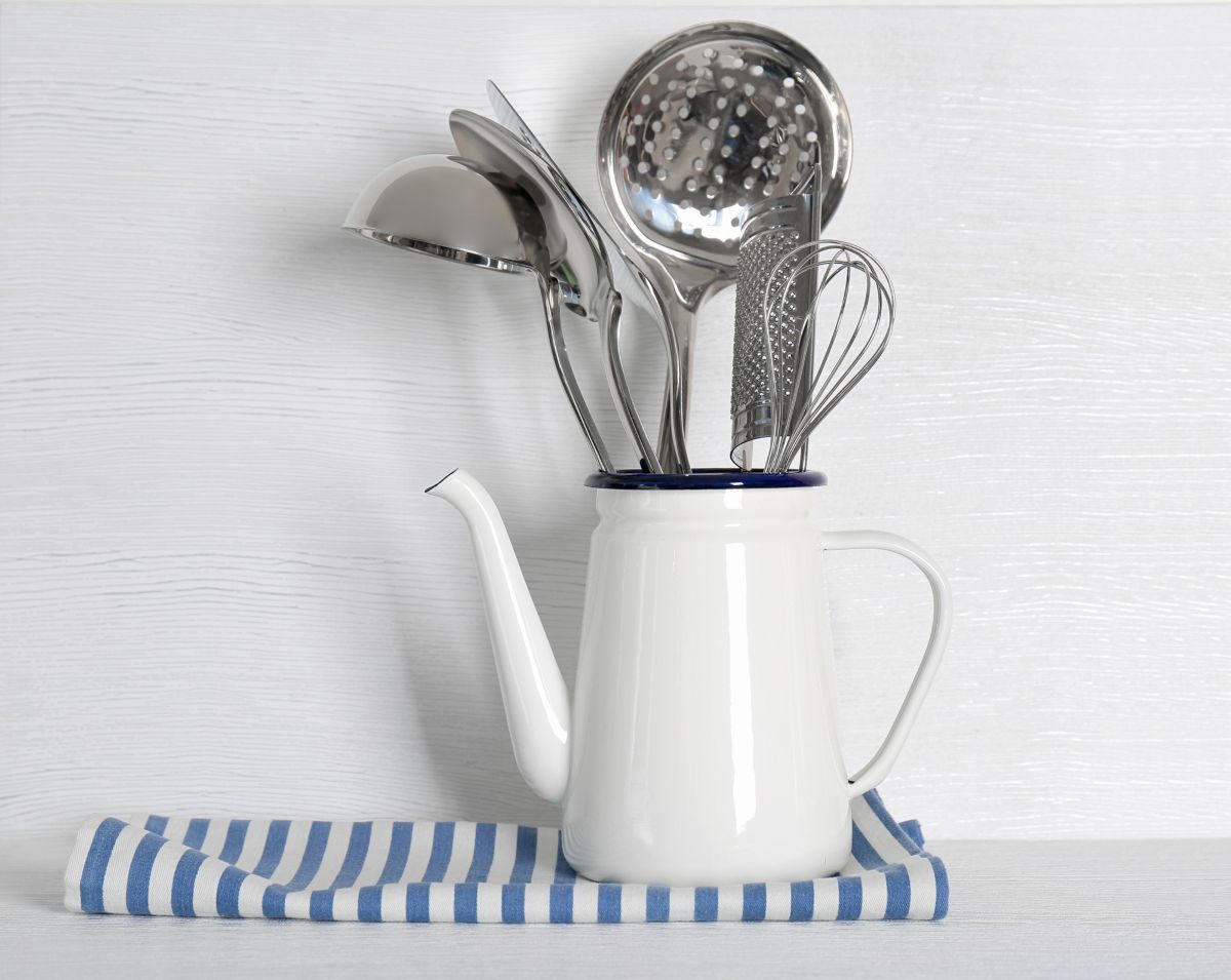 Whimsical Teapot Utensil Jar