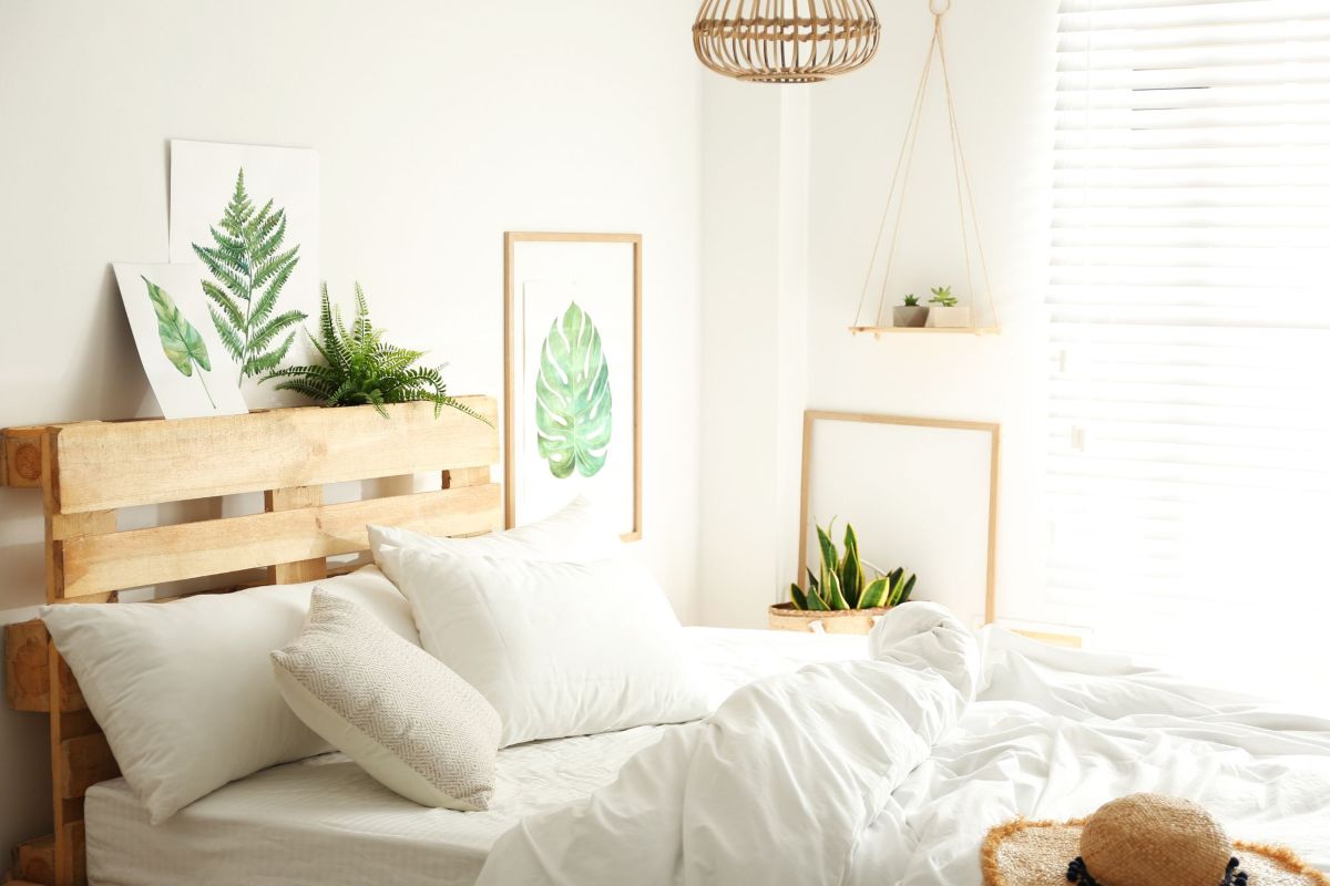 Botanical Wall Art as a Smart Plant Alternative