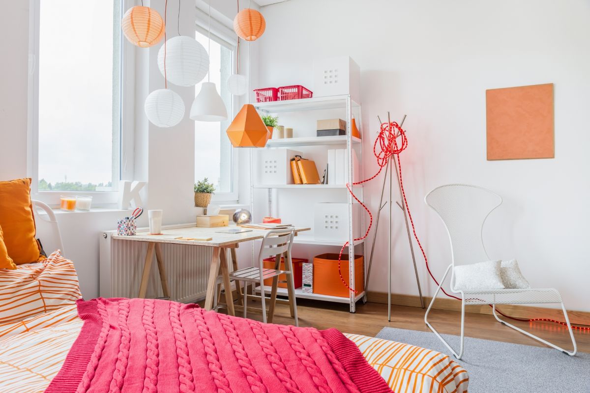 Bold Orange and Pink Color Pairing
