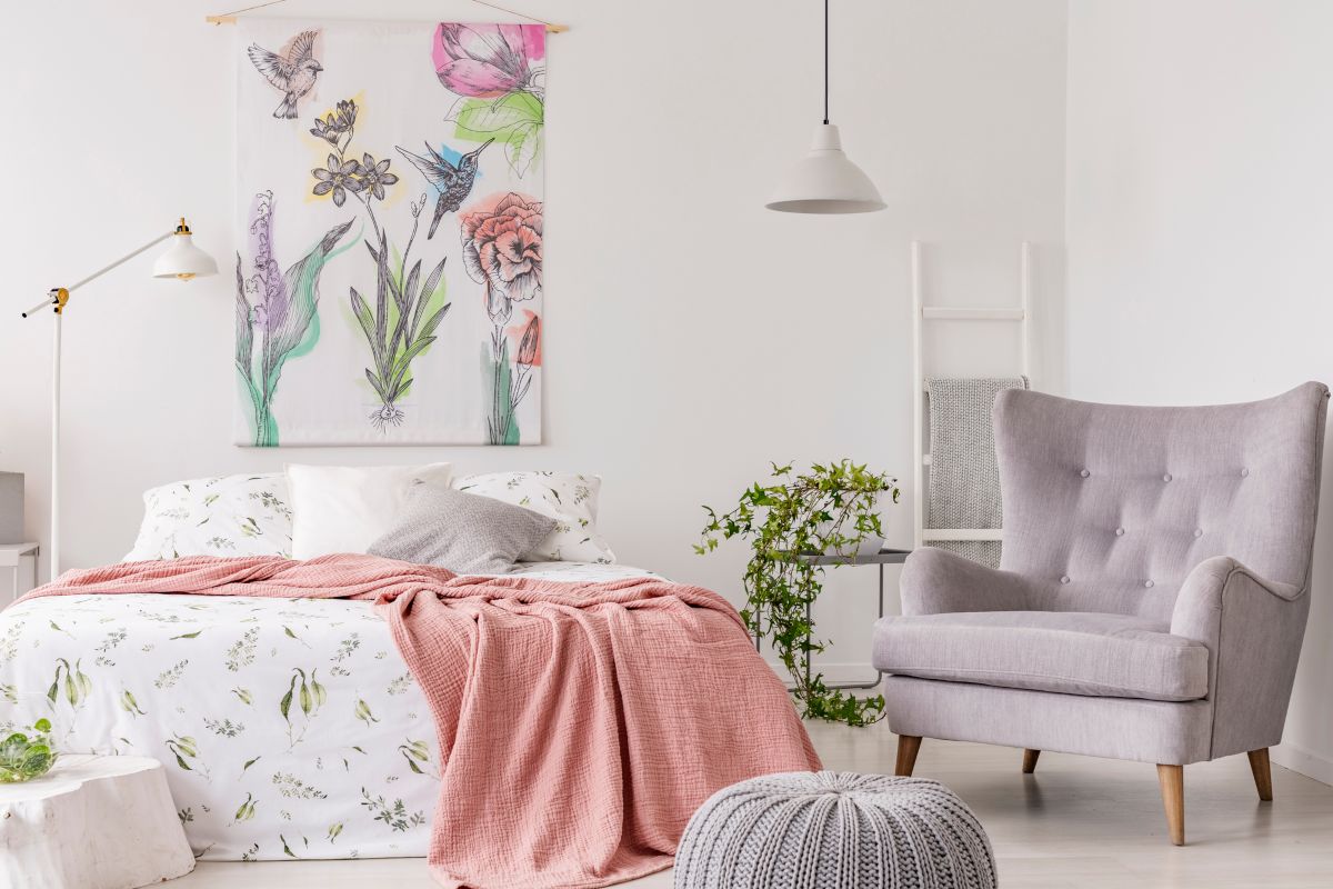 Light Floral and Botanical Styling