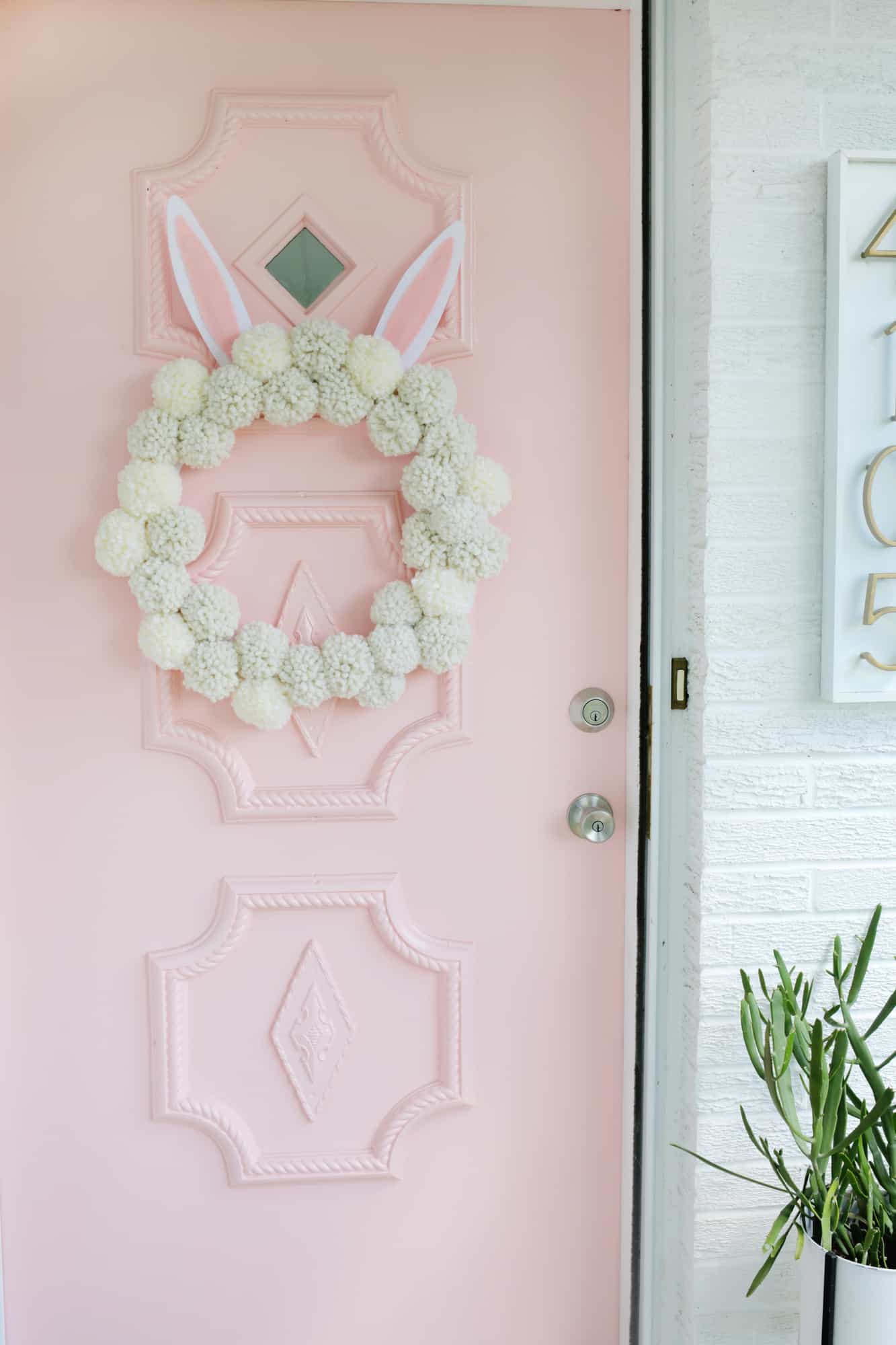 Ultra-Plush Bunny Pom-Pom Wreath