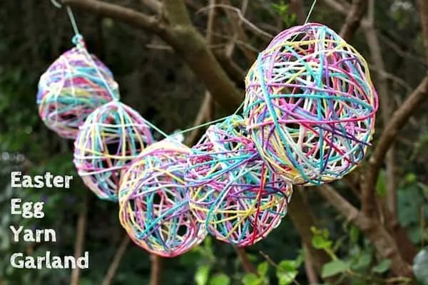 Sculptural Yarn-Wrapped Easter Globes