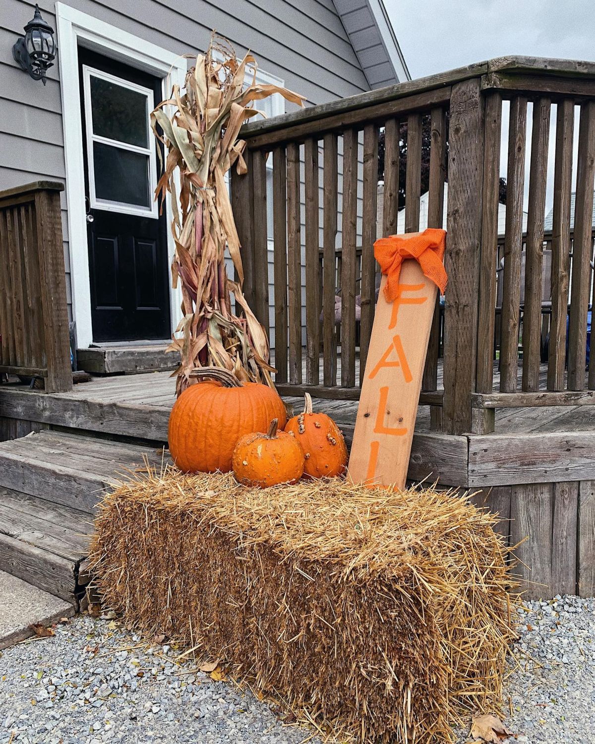 Cozy Charm with Classic Hay Bales