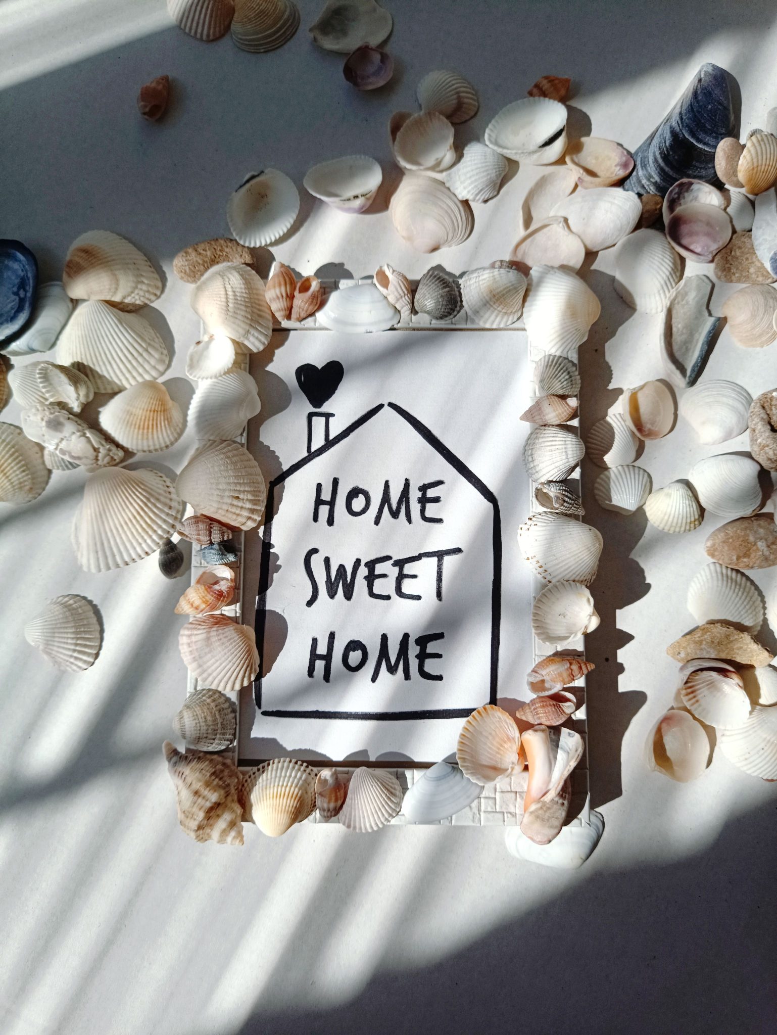 Embellish Dollar-Store Frames with Beach Finds