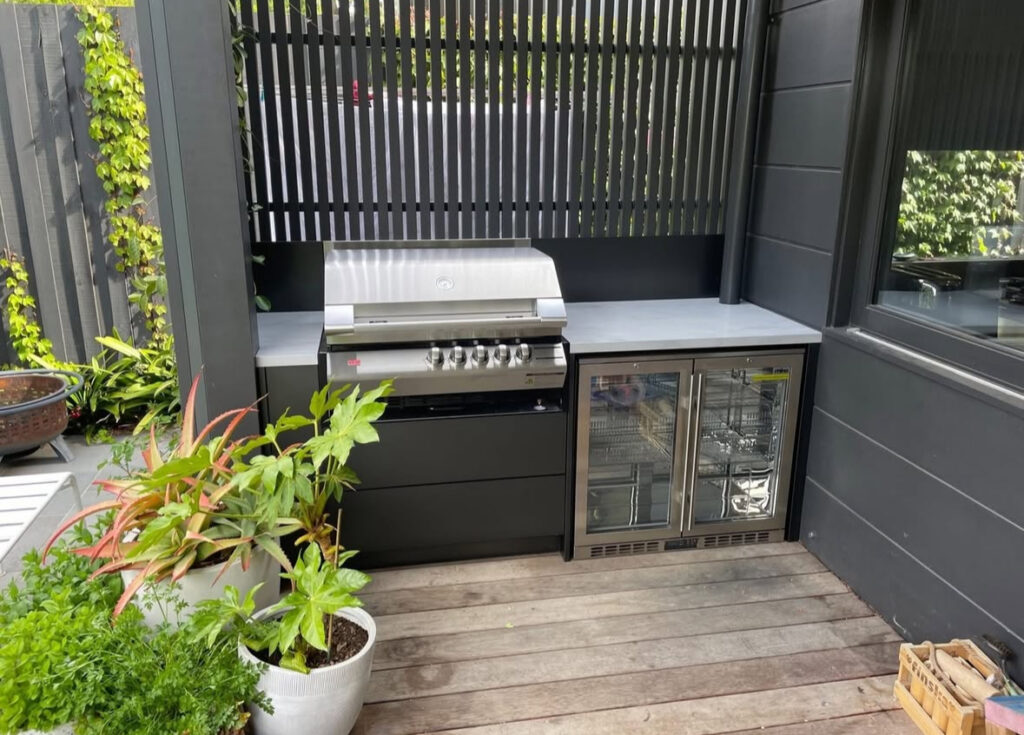 Start Small With a City-Smart Grill Niche