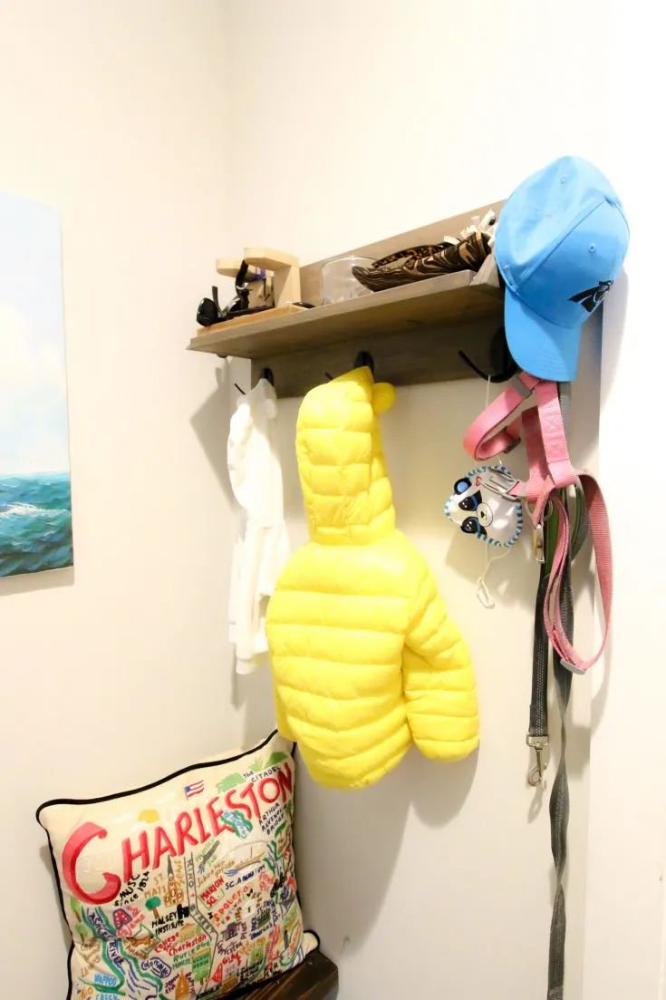 Welcome-Ready Entry Shelf