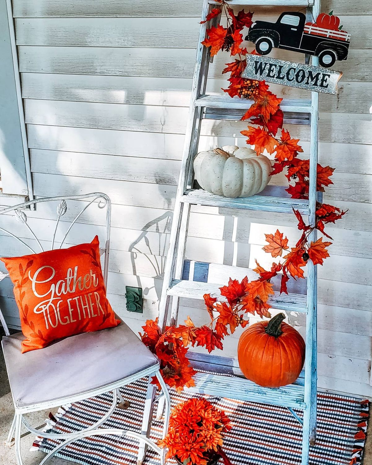 Rustic Ladder Charm for a Cozy Fall Welcome