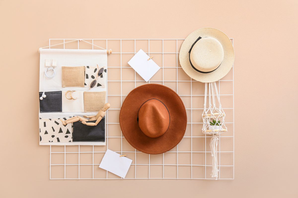 Vertical Storage Wall Pocket