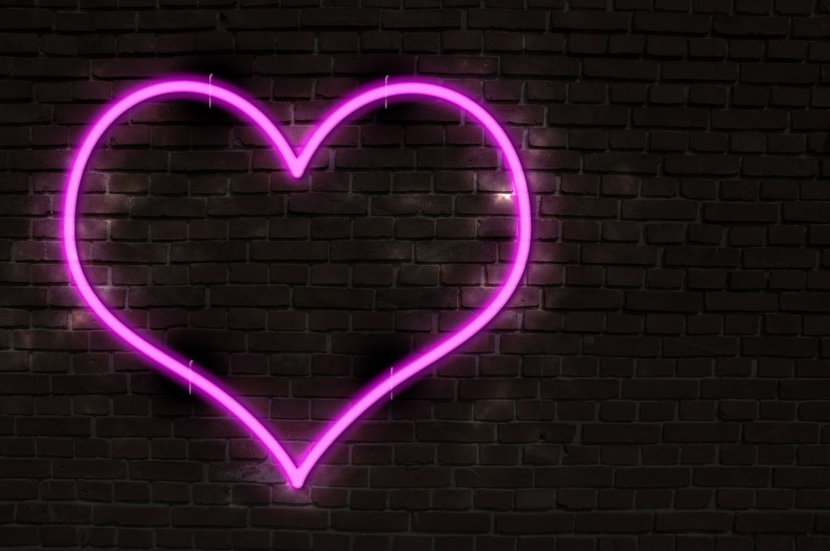 Neon Accent Statement