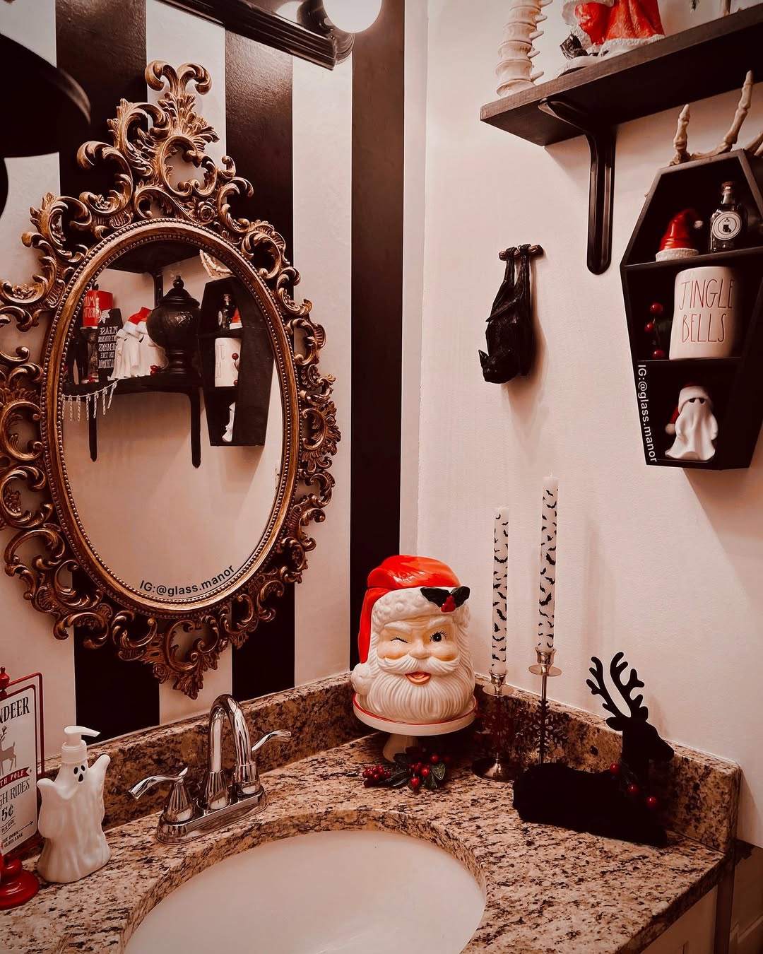 Ground the Look with Natural Material