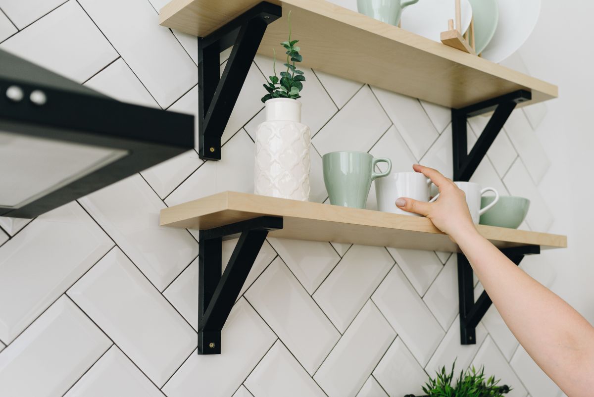 Tile Backsplash Makeover