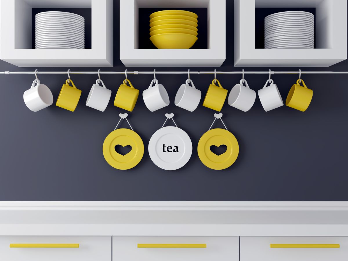 Decorative Dish Displays