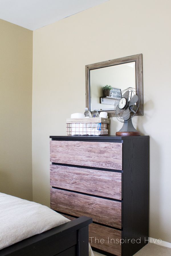 Rustic Grain with Painted Frame