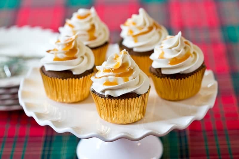 Molasses-Caramel Spice Swirl Cupcakes