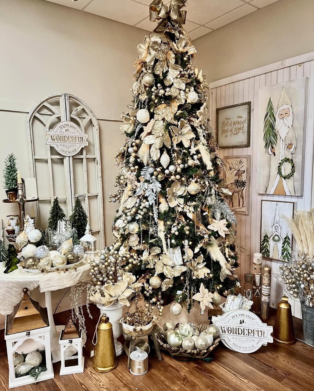 Opulent Winter Glow