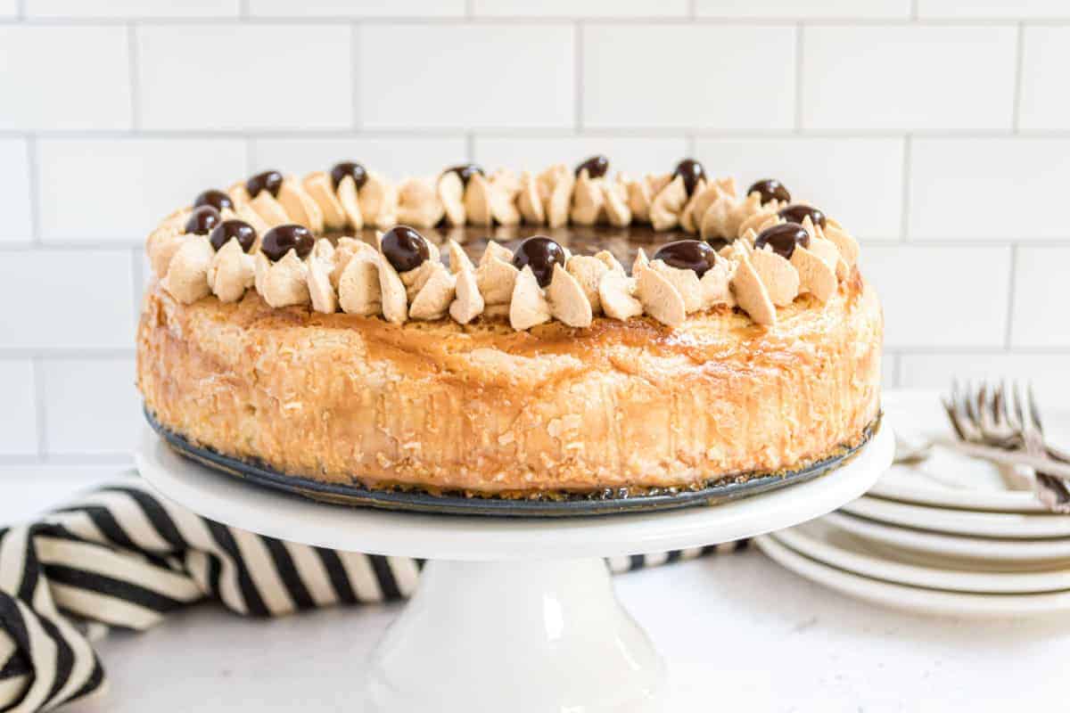 Autumn Irish Cream Cheesecake with Chocolate Ganache