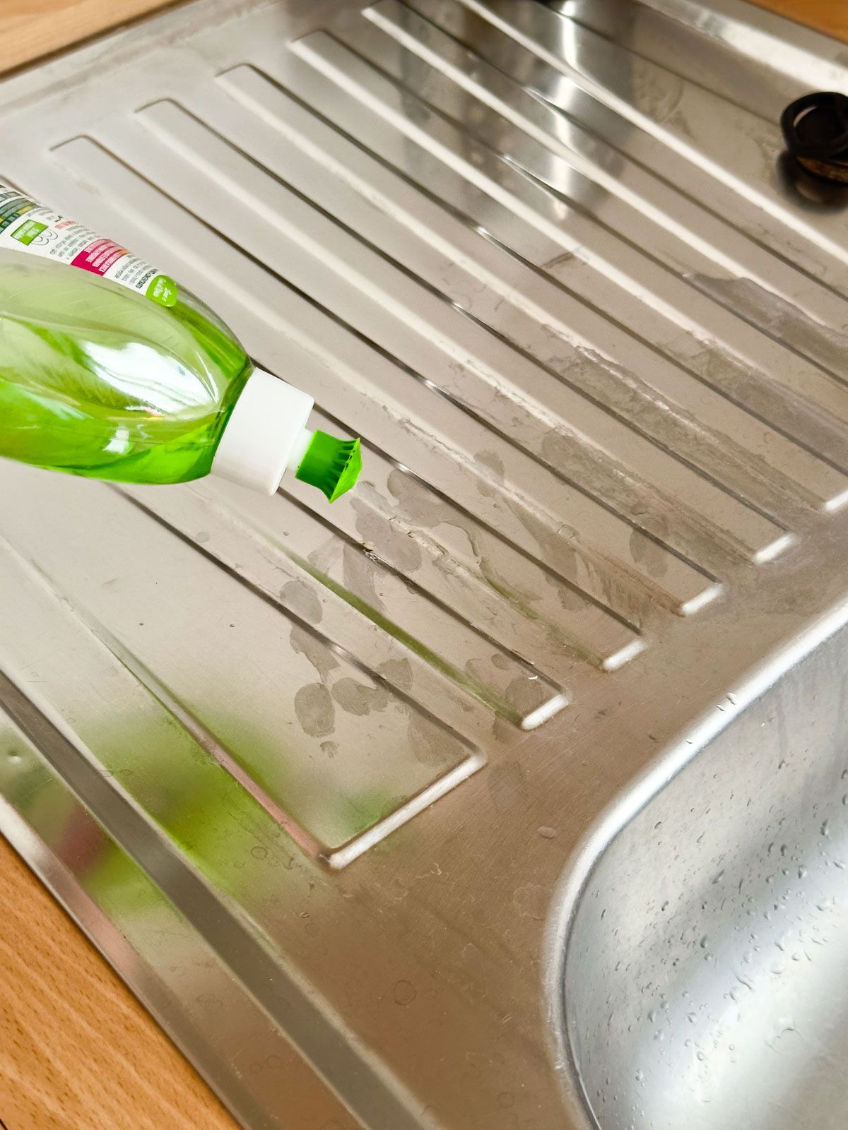 Say Goodbye to Steel Smudges with Simple Dish Soap