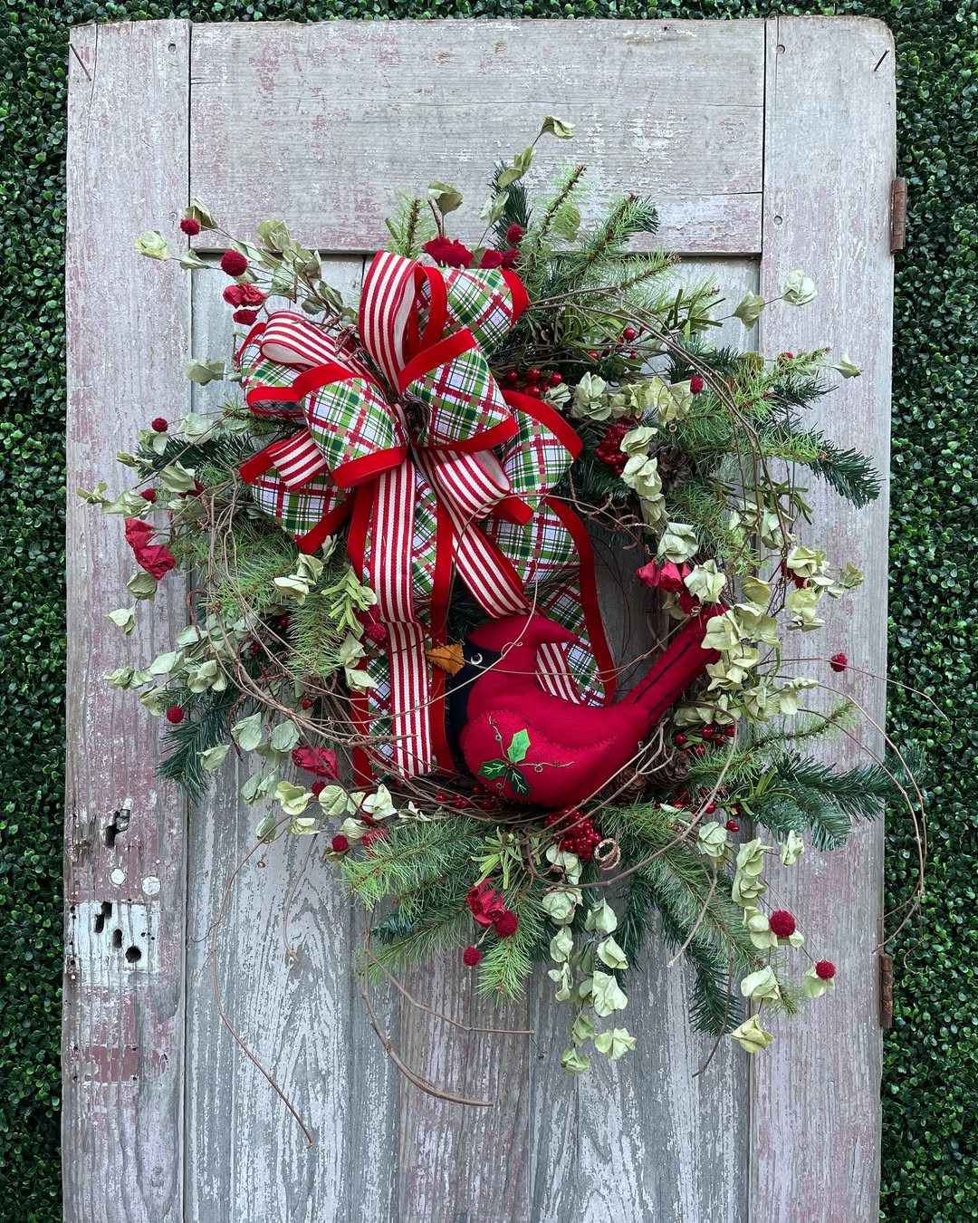 Frame the Room with Greenery