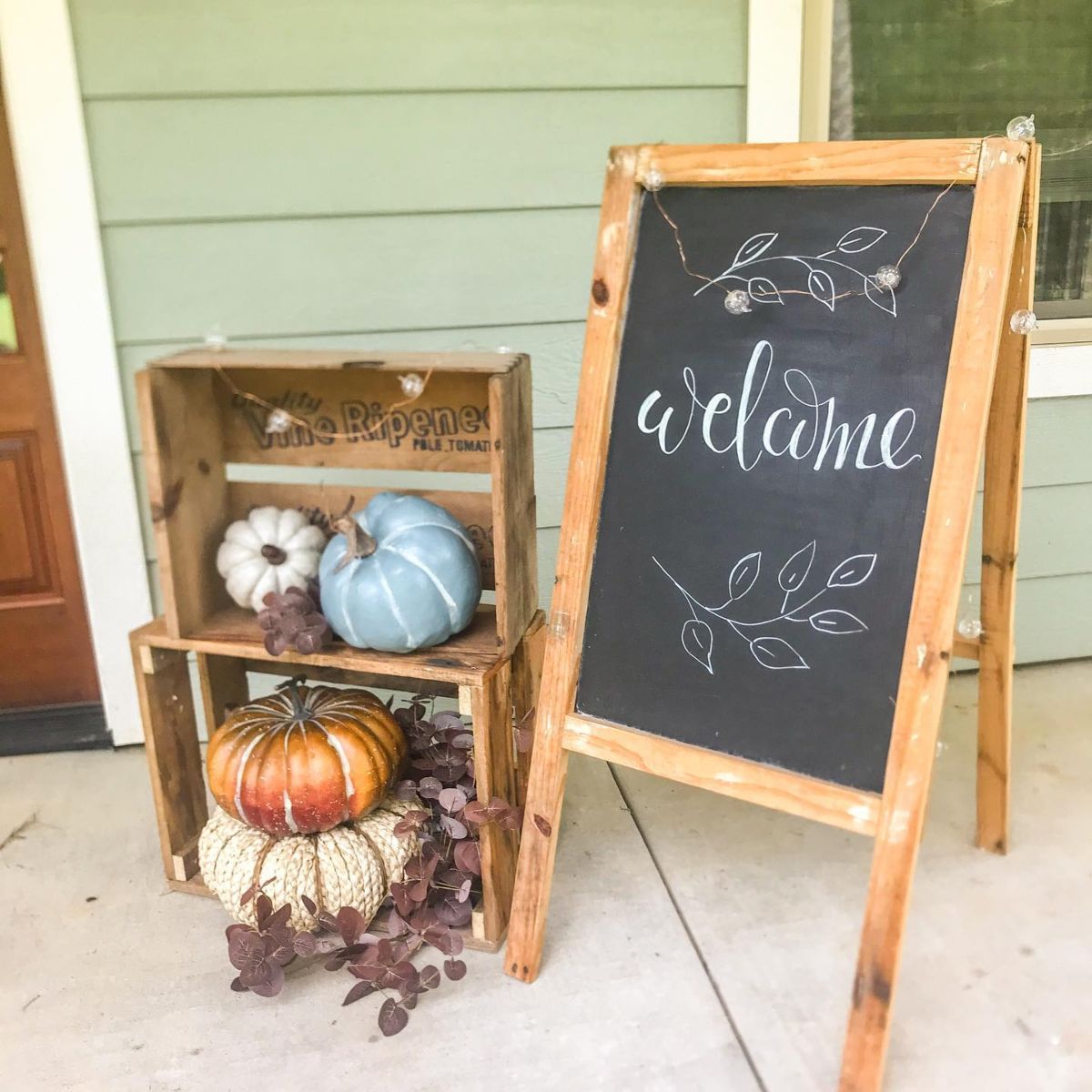 Cozy Pumpkin Displays with Rustic Crates