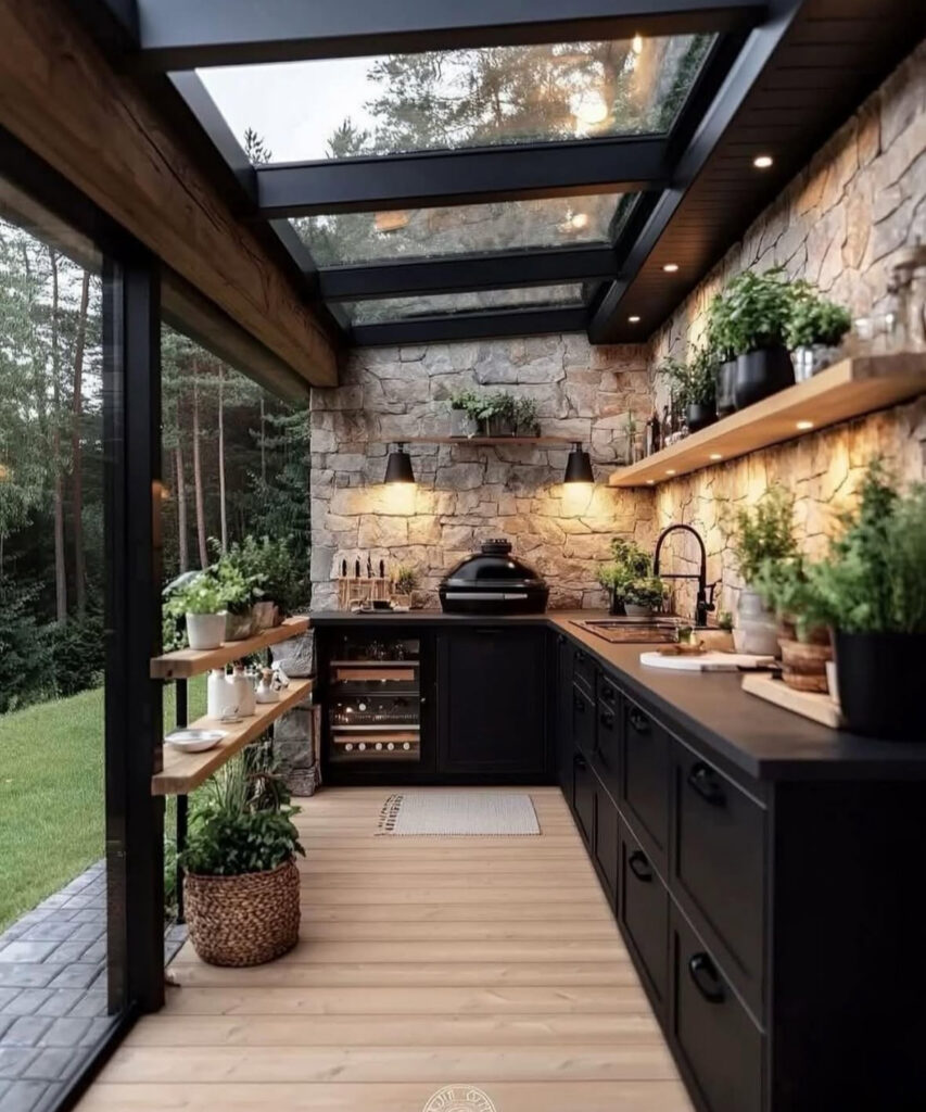 Cook Under Glass With a Forest View