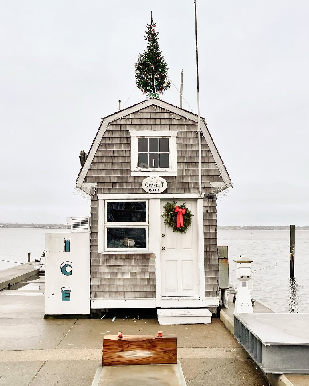 Let One Seasonal Moment Lead the Design